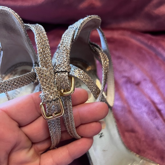 STUART WEITZMAN
Animal Print Glitter Accents Gladiator Sandals - Picture 6 of 6